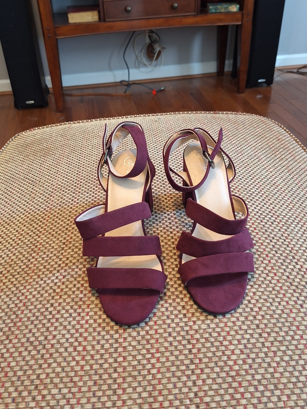 Cest 1946 Plum Women's Strappy Block Heel Sandals